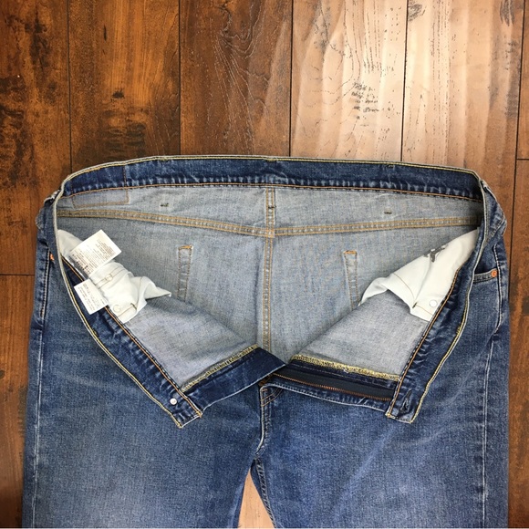 LEVI’S 514 Men’s Jeans Straight Leg Stretch Size 48 x 32 Medium Wash - Picture 3 of 12